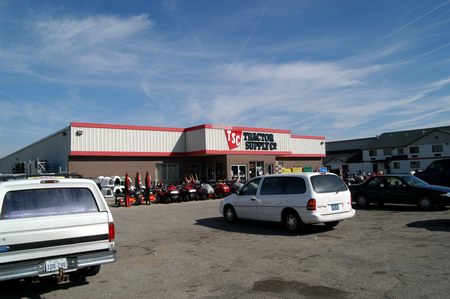 Hillsdale Drive-In Theatre - The Hillsdale Now (newer photo)